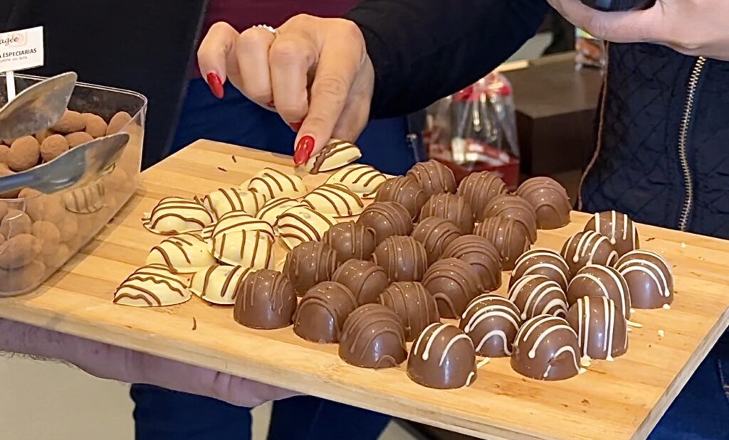 Degustação de chocolate durante a Puro Experience