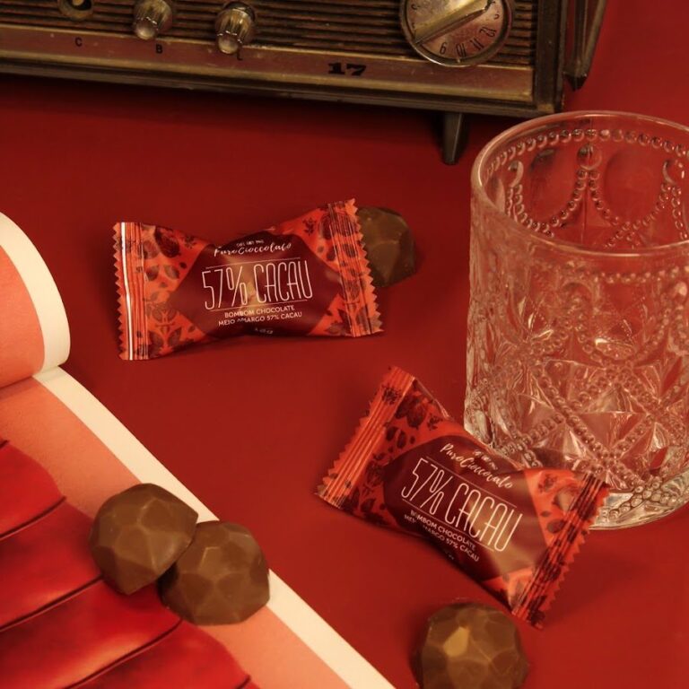 Bombom de chocolate 57% cacau